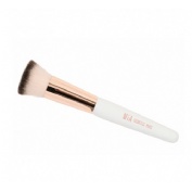 Mia foundation brush